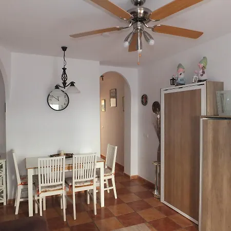 Piso Rio Campanilla Apartment